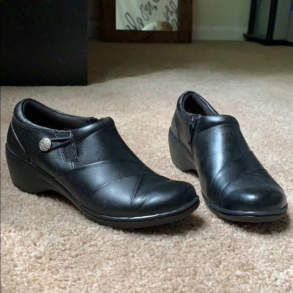 clarks medical shoes